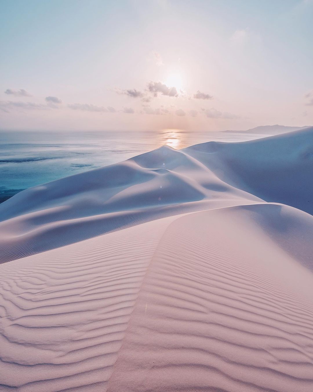White dunes meeting the sea, Socotra